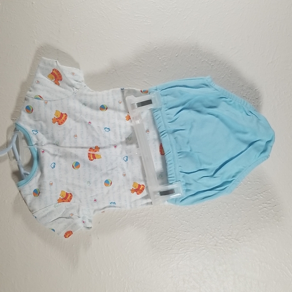 Two Disney (Mickey & Winnie) 2 piece sets for 6/9 months BRAND NEW - Picture 11 of 14